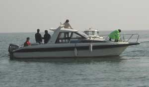 手前FR-26、奥FC-24