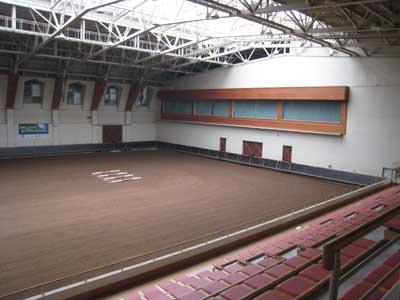 屋内競技場